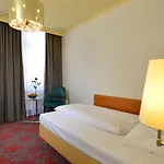 Celler Hof Отель
