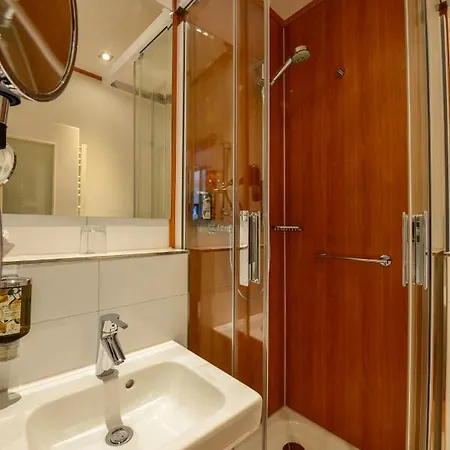 Celler Hof 3* سيل