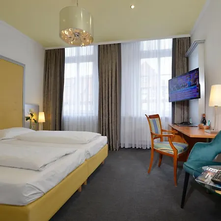 Hotel Celler Hof 3*