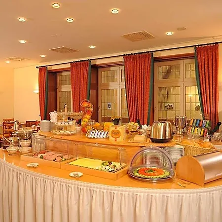 호텔 Celler Hof 3*